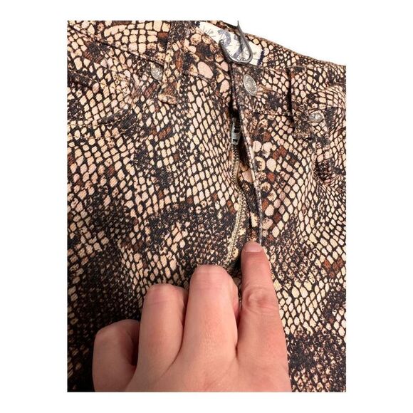 Free people animal snake print jeans women’s size 27 frayed bottoms tan - Picture 6 of 9